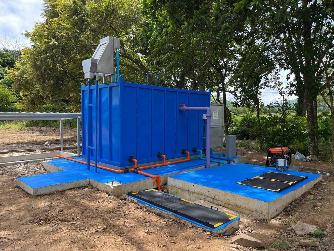 Planta de tratamiento terminada e instalada